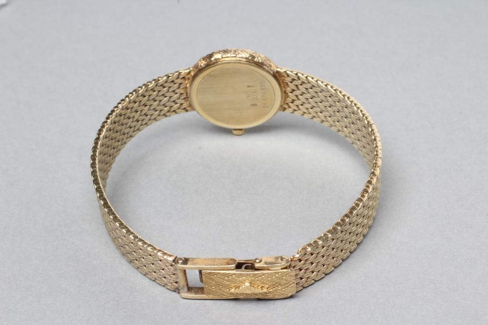 A LADY'S 9CT GOLD LONGINES WRISTWATCH Image