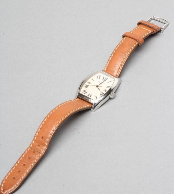A MID SIZE LONGINES EVIDENZA WRISTWATCH Image
