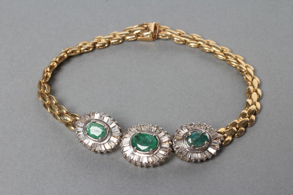 AN EMERALD AND DIAMOND BRACELET Image