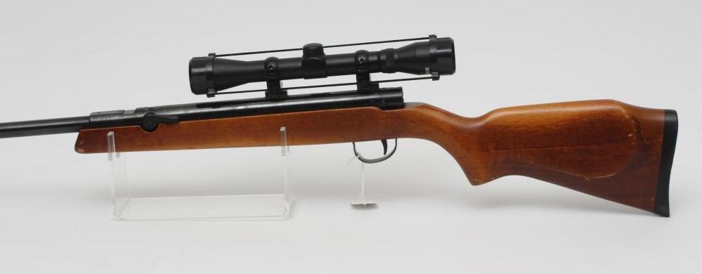 A WEBLEY & SCOTT OSPREY .22 AIR RIFLE Image
