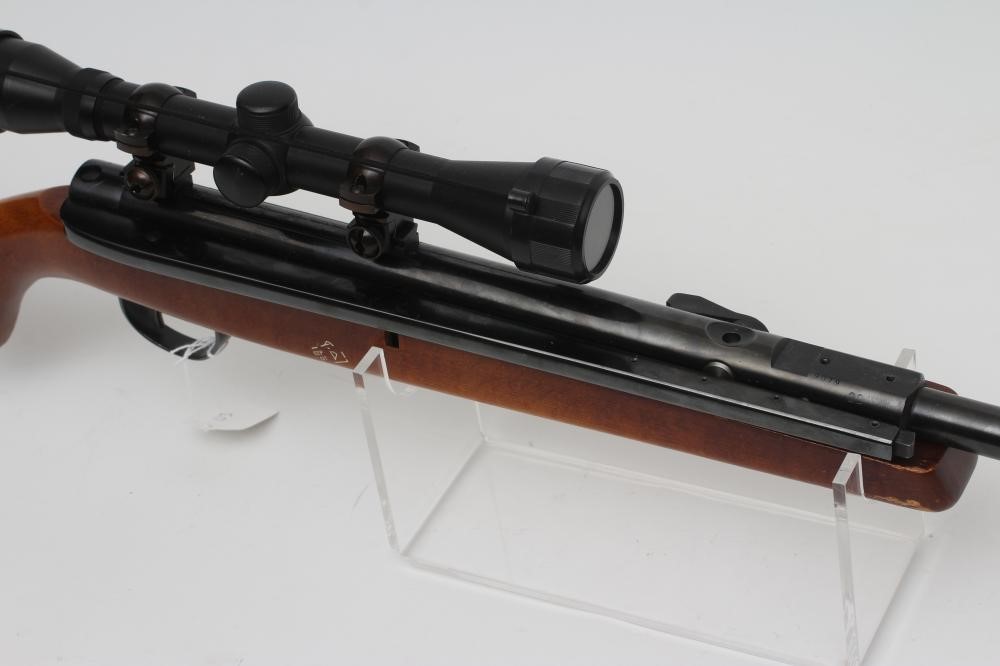 A WEBLEY & SCOTT OSPREY .22 AIR RIFLE Image