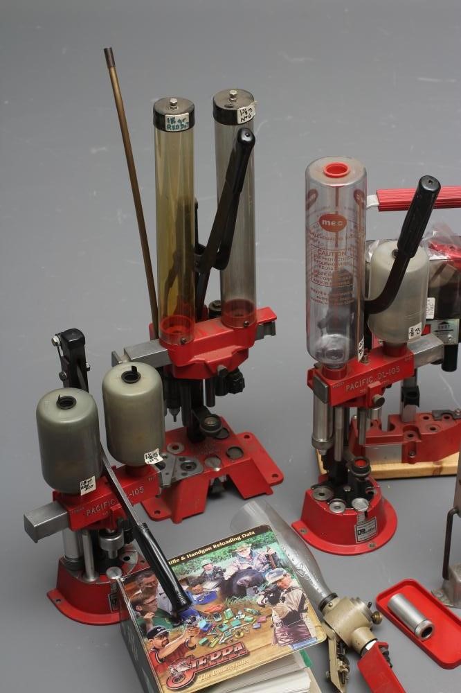 A QUANTITY OF AMMUNITION LOADING EQUIPMENT Image