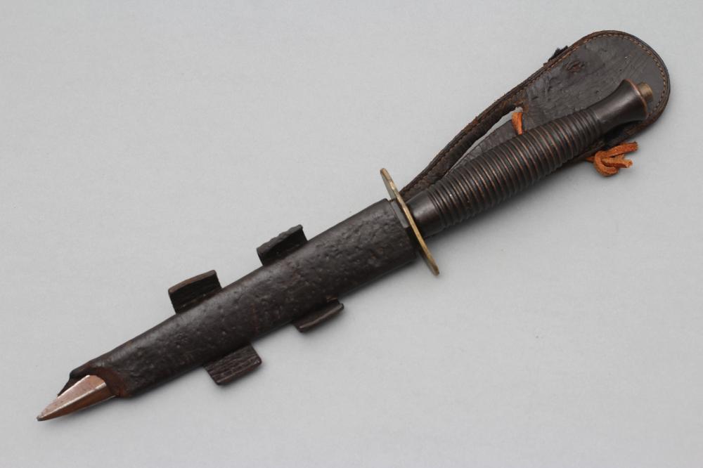 A FAIRBAIRN & SYKES TYPE FIGHTING KNIFE Image