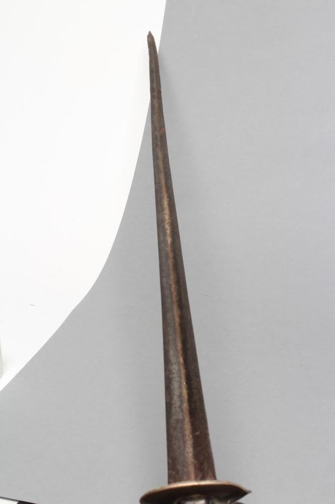 AN 18TH CENTURY SMALL SWORD Image