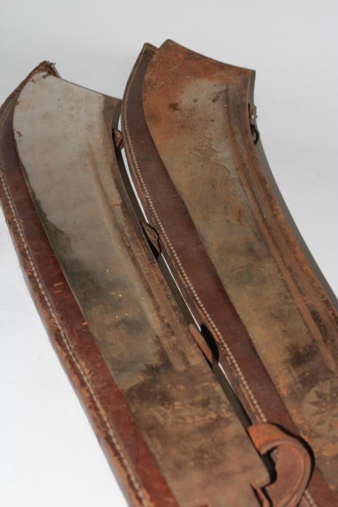 TWO CHINESE DAO SWORDS Image