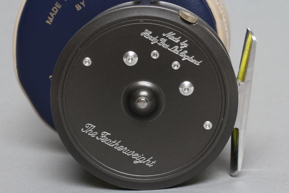 A HARDY THE FEATHERWEIGHT FLY FISHING REEL Image