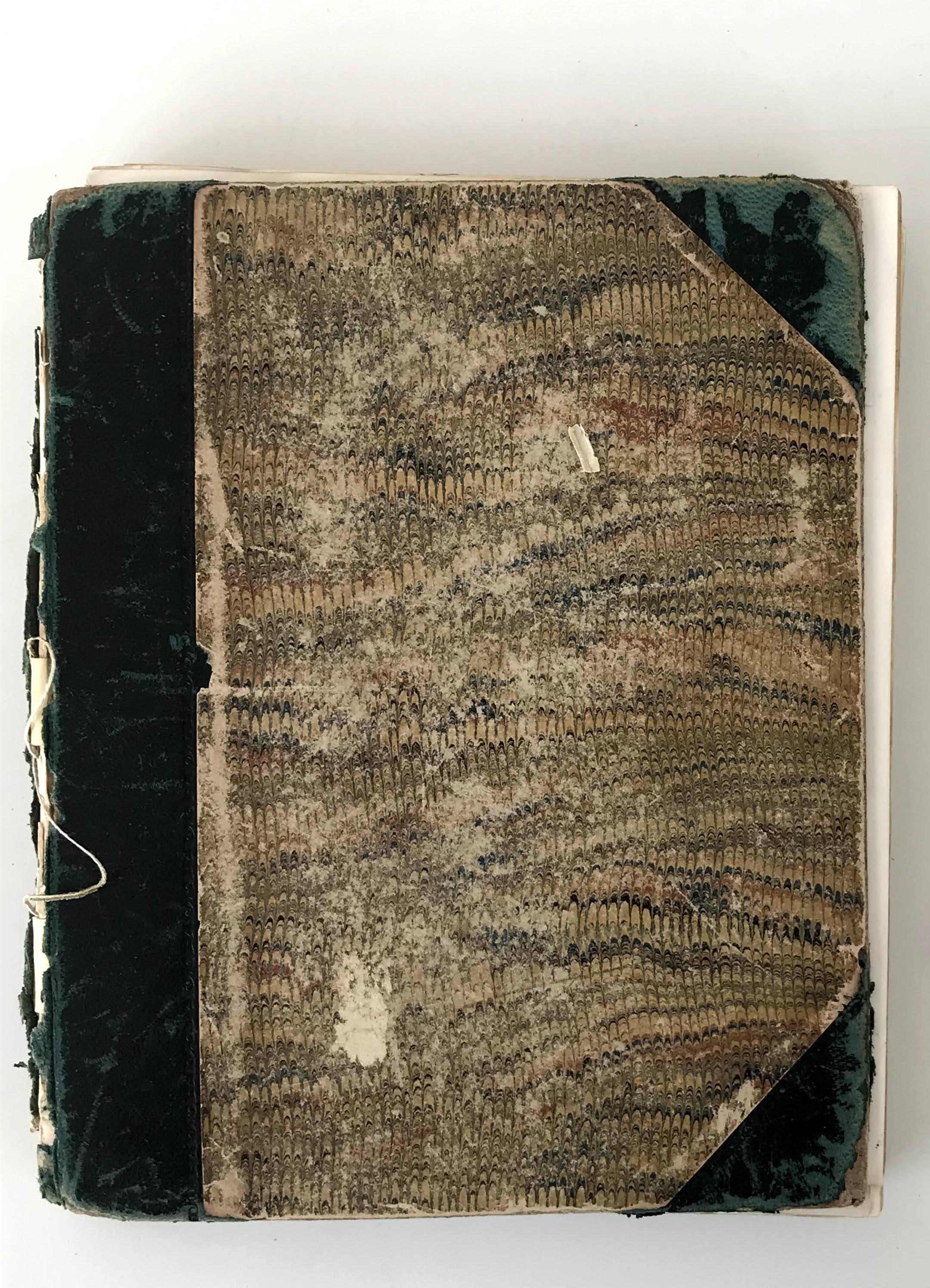 AUTOGRAPH ALBUM Image