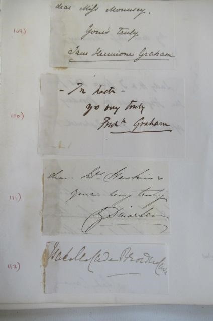 AUTOGRAPH ALBUM Image