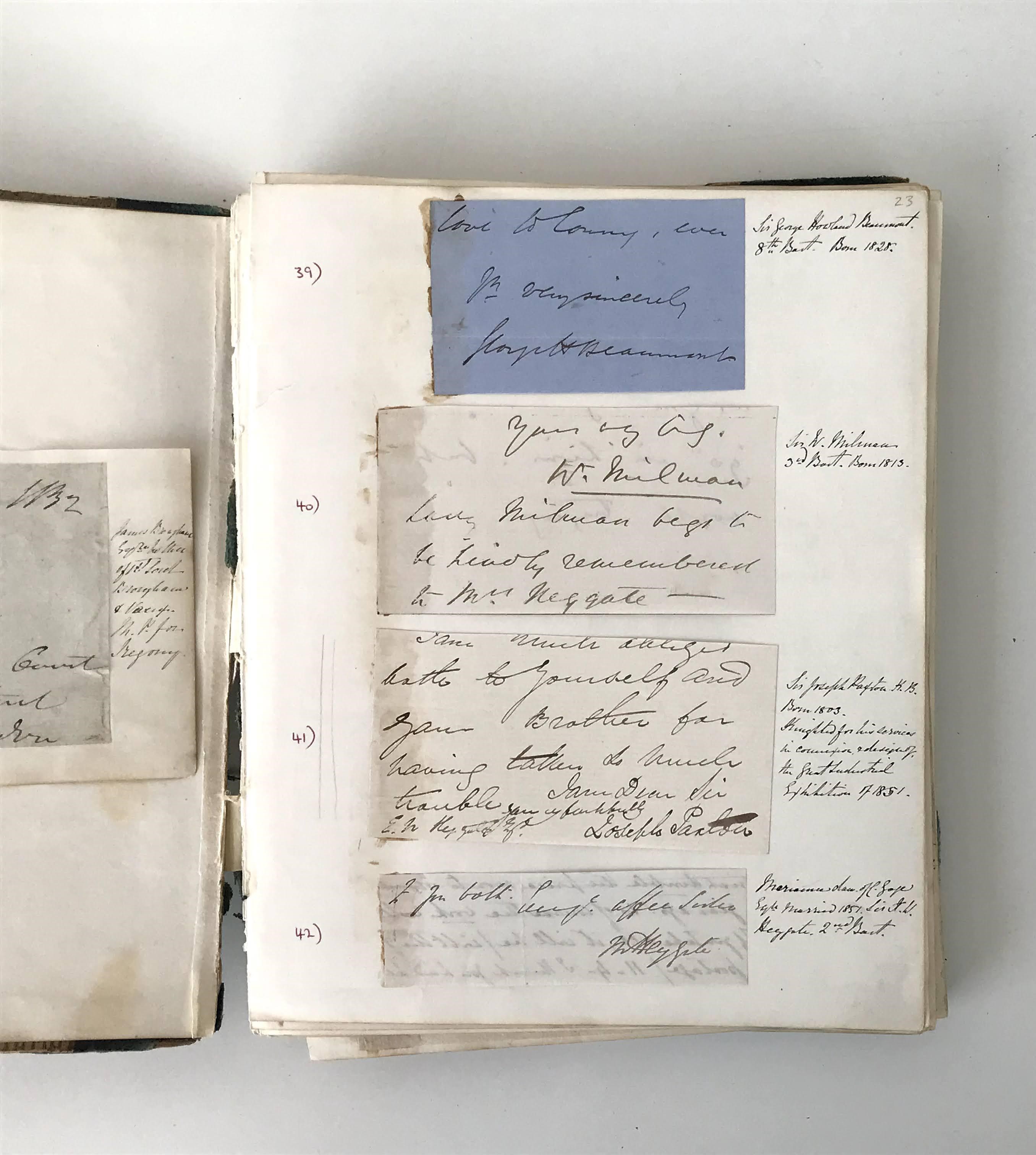 AUTOGRAPH ALBUM Image