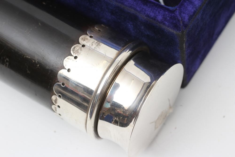 A CREAM SILK PRINTED "WELCOMING" SCROLL 1929 from the "Members of the Kshattriya Samiti" Image