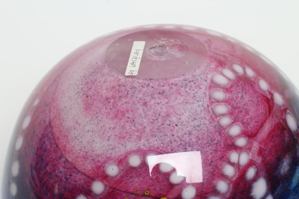 A SIDDY LANGLEY STUDIO "PARROT FISH" GLASS BOWL Image