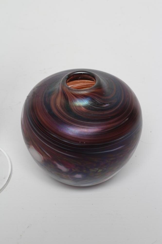 A DAVID WALLACE CLEAR GLASS CANDLESTICK Image