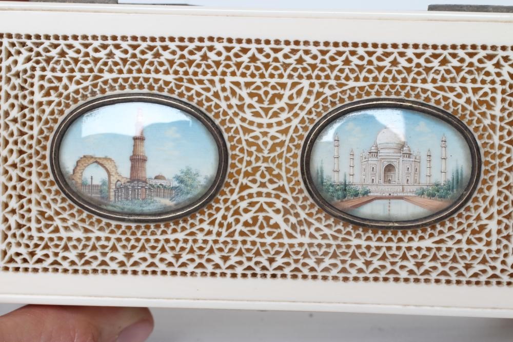 AN INDIAN IVORY CASKET Image