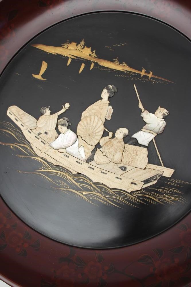 A PAIR OF JAPANESE LACQUER PLAQUES Image