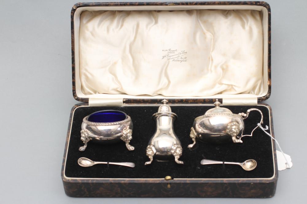 A THREE PIECE CRUET Image