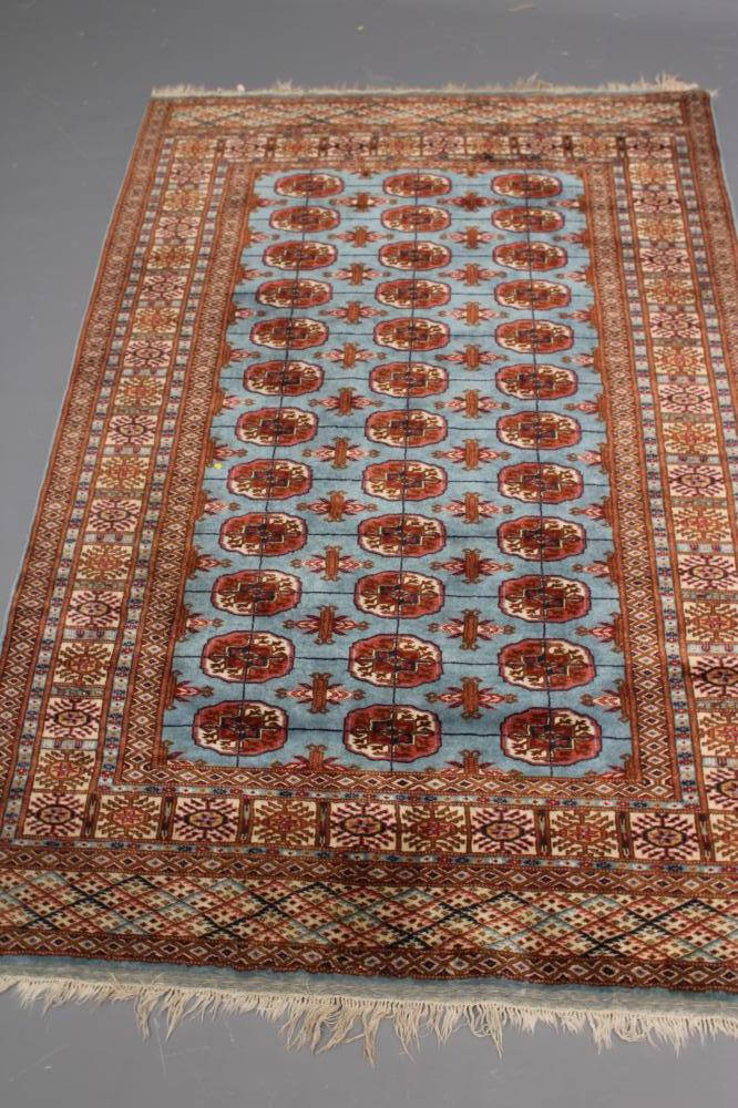 A BOKHARA DESIGN RUG Image