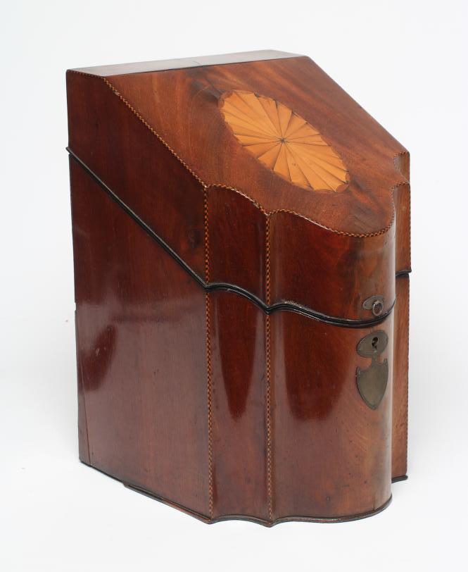 A GEORGIAN MAHOGANY KNIFE BOX Image