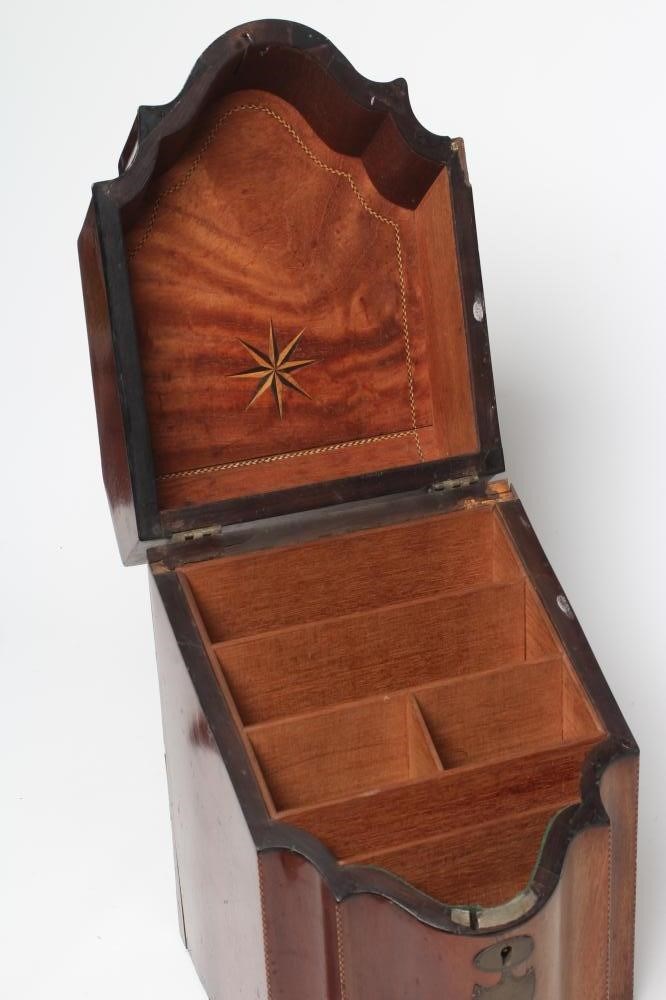 A GEORGIAN MAHOGANY KNIFE BOX Image