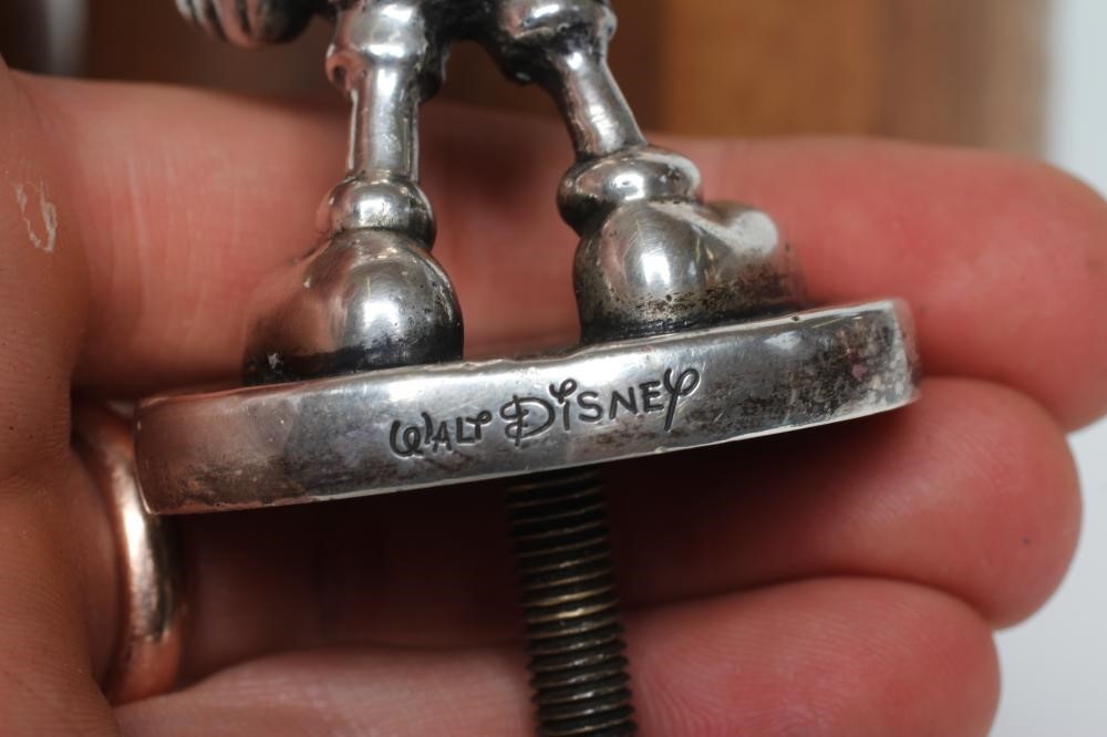 THREE CAR MASCOTS Image