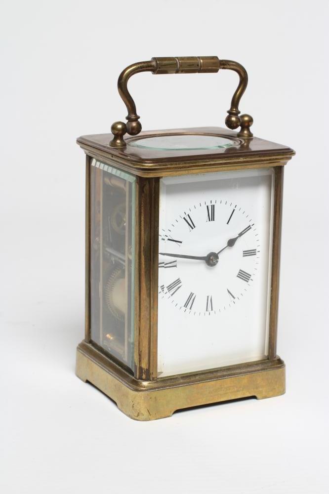A BRASS CASED CARRIAGE CLOCK Image