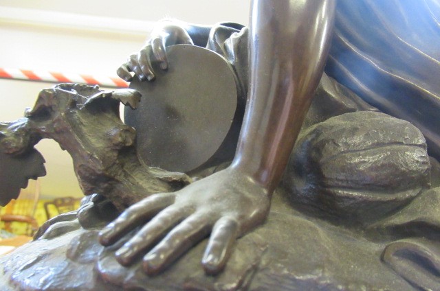 A FRENCH PATINATED AND GILT BRONZE MANTEL CLOCK Image