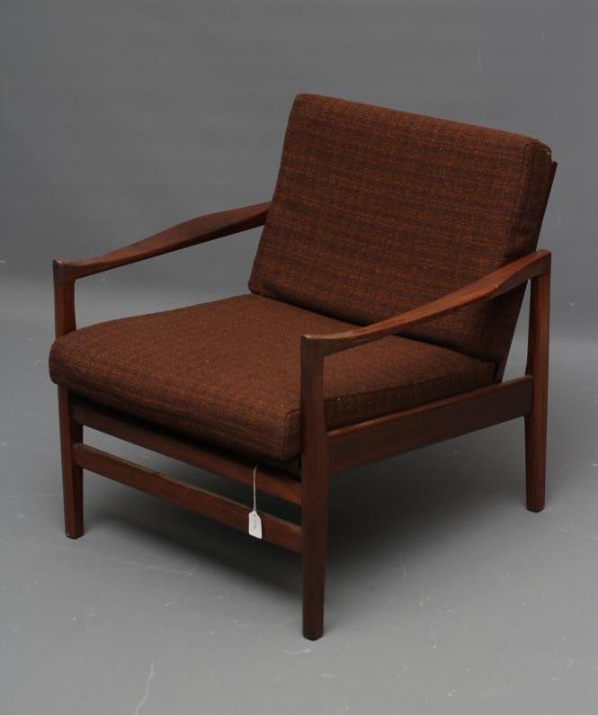 A FORMOSA TEAK ARMCHAIR 1950/60 Image