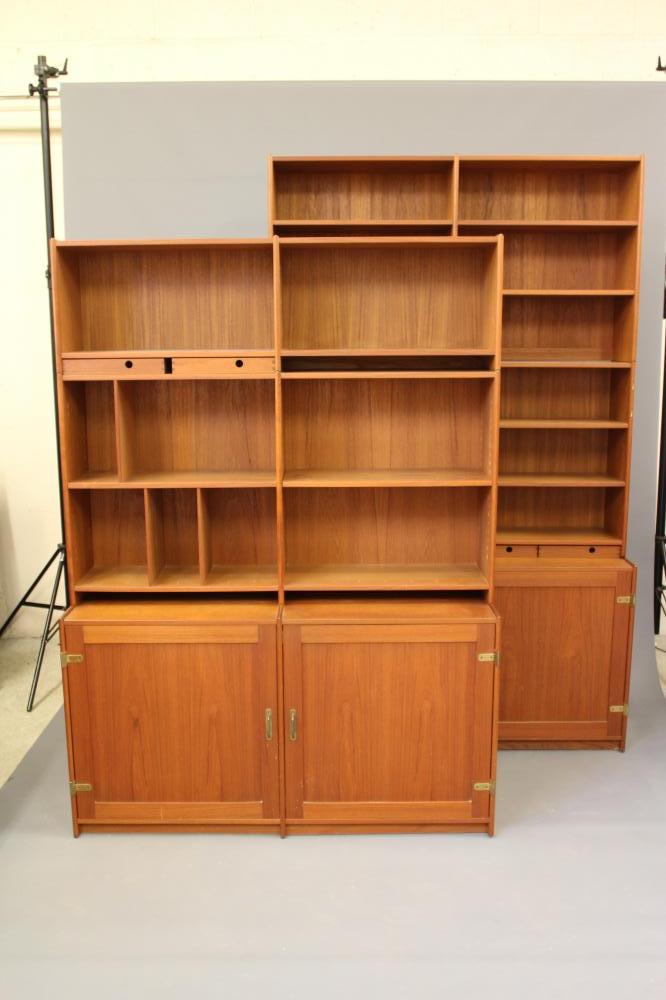 A DANISH TEAK LYBY SYSTEM 400 MODULAR ROOM UNIT Image