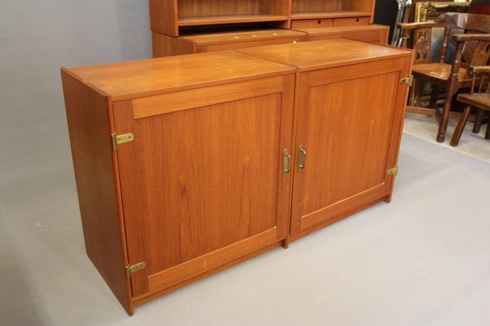 A DANISH TEAK LYBY SYSTEM 400 MODULAR ROOM UNIT Image