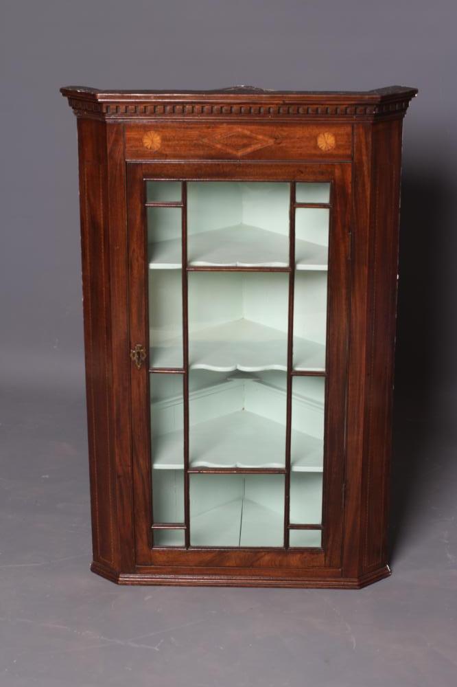 A GEORGIAN OAK CORNER CUPBOARD Image