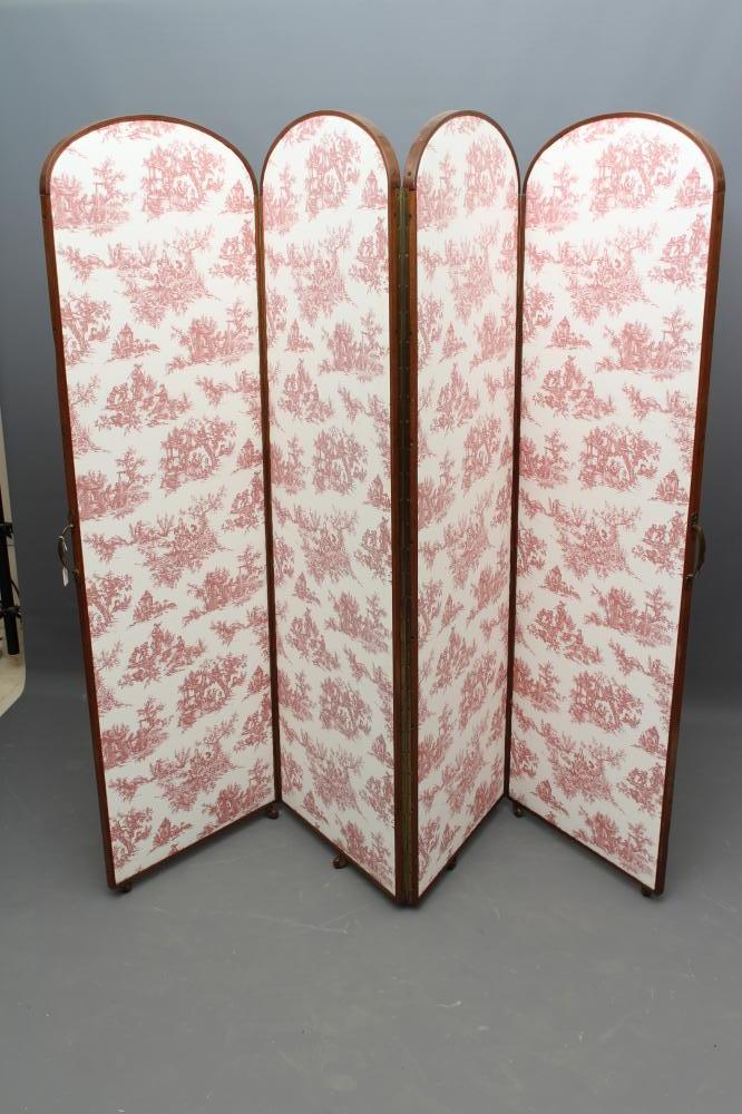AN EDWARDIAN MAHOGANY FRAMED FOLDING ROOM SCREEN Image
