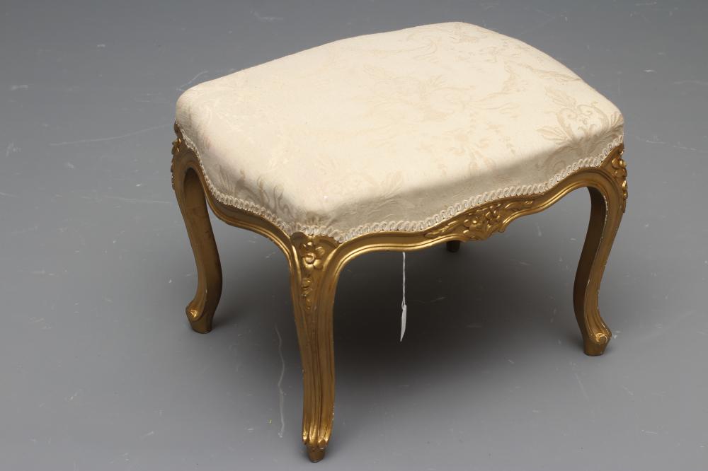A LOUIS XVI STYLE GILT WOOD DRESSING STOOL Image