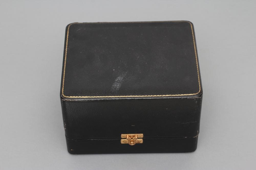 A CHRISTENING SET Image