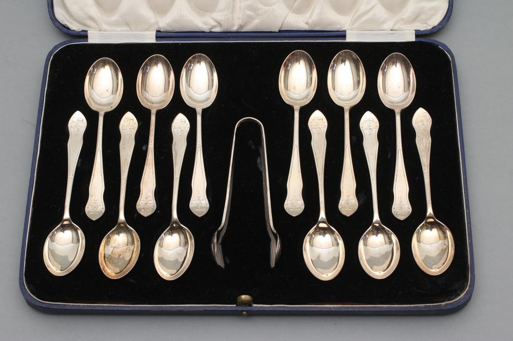 A SET OF TWELVE TEASPOONS Image