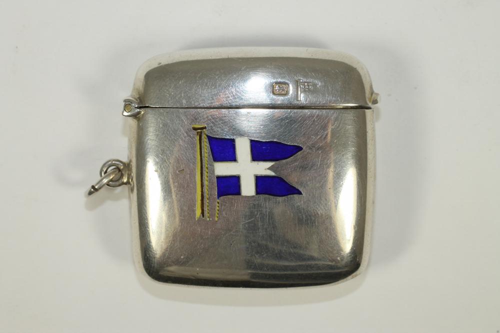 AN EDWARDIAN SILVER VESTA CASE Image