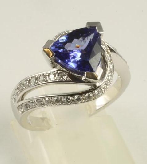 A TANZANITE AND DIAMOND DRESS RING Image