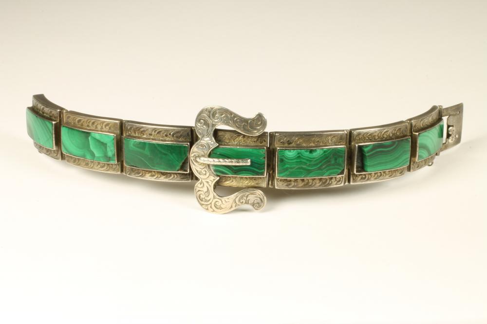 A VICTORIAN SCOTTISH SILVER BUCKLE BRACELET Image