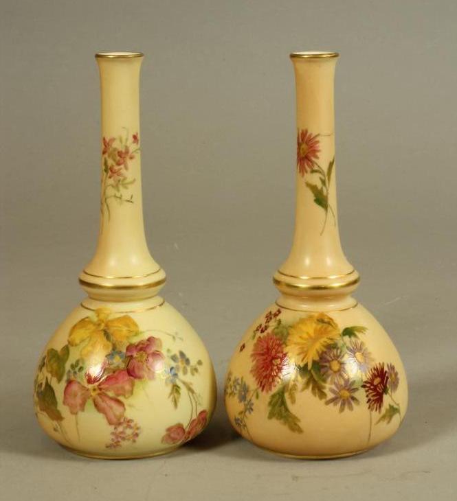 A MATCHED PAIR OF ROYAL WORCESTER CHINA BUD VASES Image