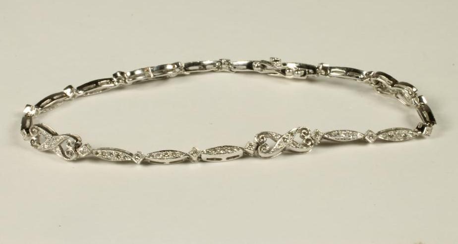 A DIAMOND BRACELET Image