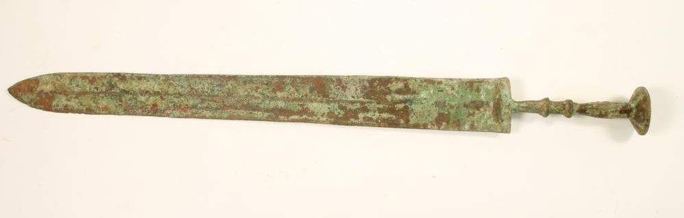 A CHINESE BRONZE SWORD Image