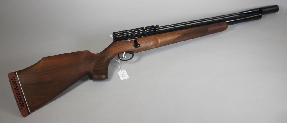 A WEBLEY AXSOR PCP .22 AIR RIFLE Image