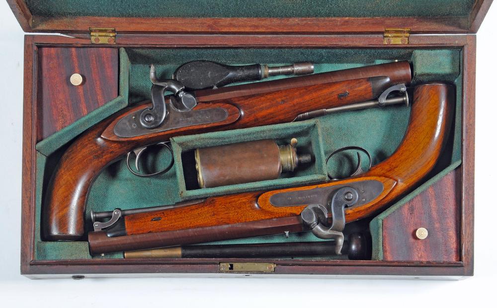 A PAIR OF OFFICER'S PERCUSSION PISTOLS Image