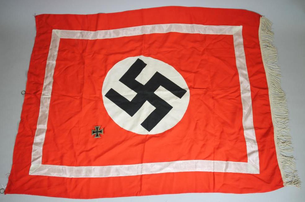 A SECOND WORLD WAR GERMAN SILK FLAG Image
