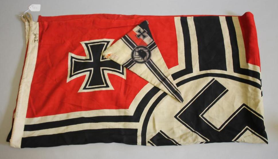 A THIRD REICH STAHLHELM ORGANISATION CAR PENNANT Image