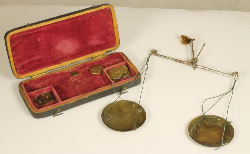 A PAIR OF LATE 18TH CENTURY COIN SCALES Image