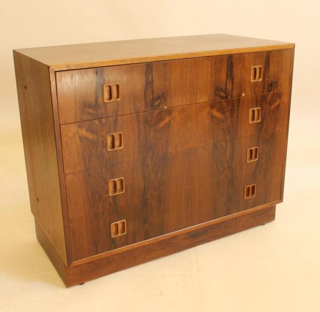 A HJORNEBO SYSTEM DANISH ROSEWOOD CHEST of four drawers Image