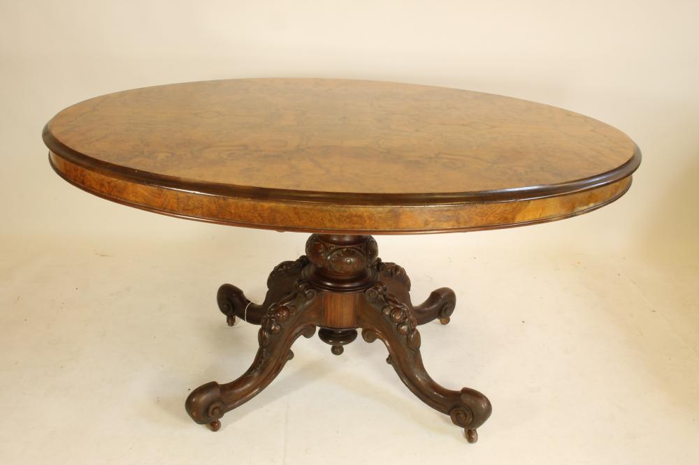 A VICTORIAN WALNUT LOO TABLE Image