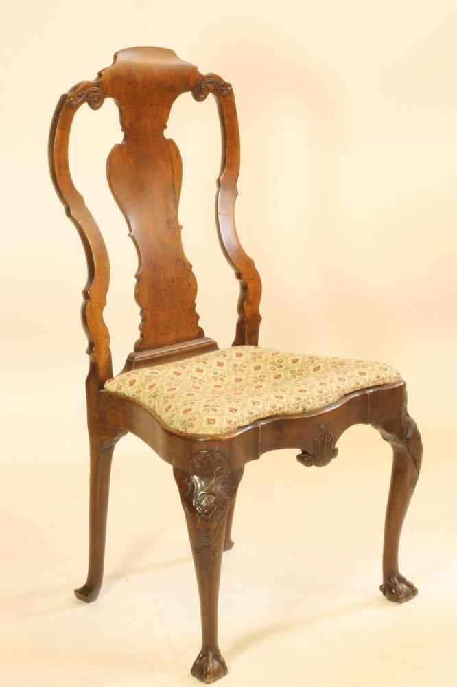 A GEORGIAN WALNUT SIDE CHAIR Image