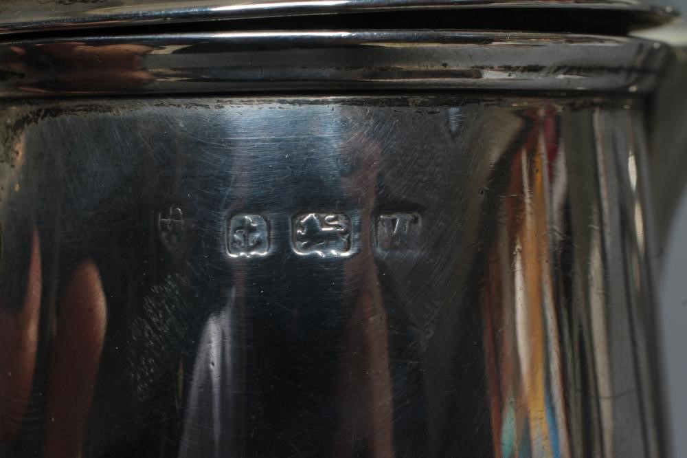 A GEORGE V SILVER CAFE-AU-LAIT SET by Edward Barnard & Sons Ltd. Image