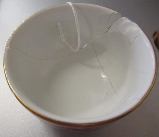 A COLLECTION OF MEISSEN DRAGON PATTERN PORCELAIN Image