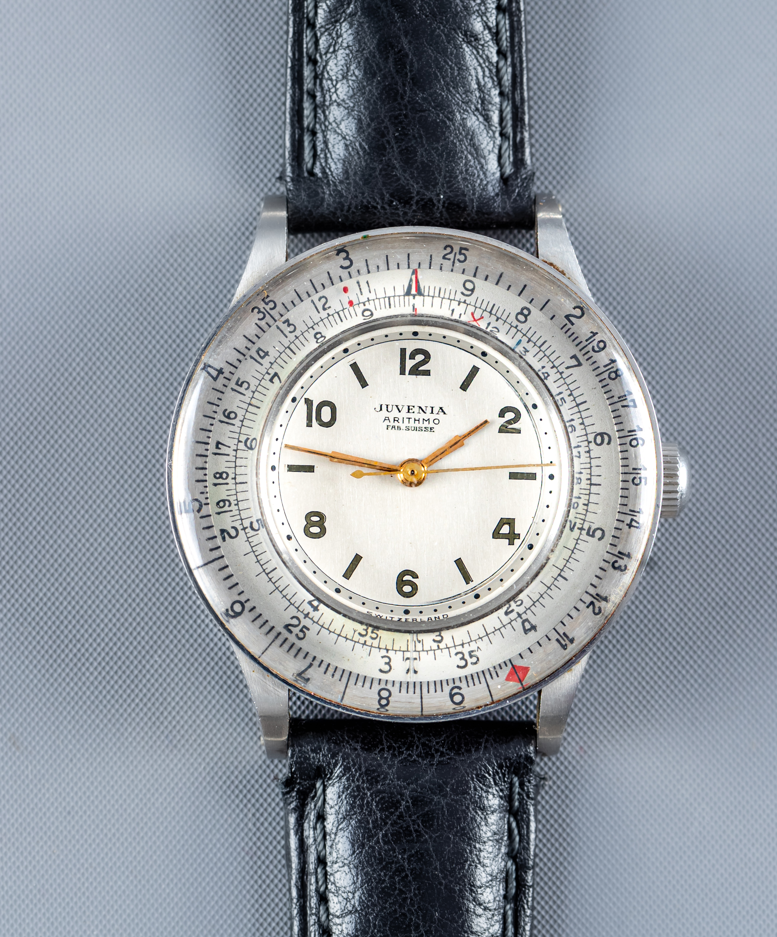 A JUVENIA ARITHMO WRISTWATCH Image